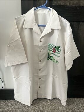 Brand New Men's Bacardi White Short Sleeve Button-Up Shirt Size L